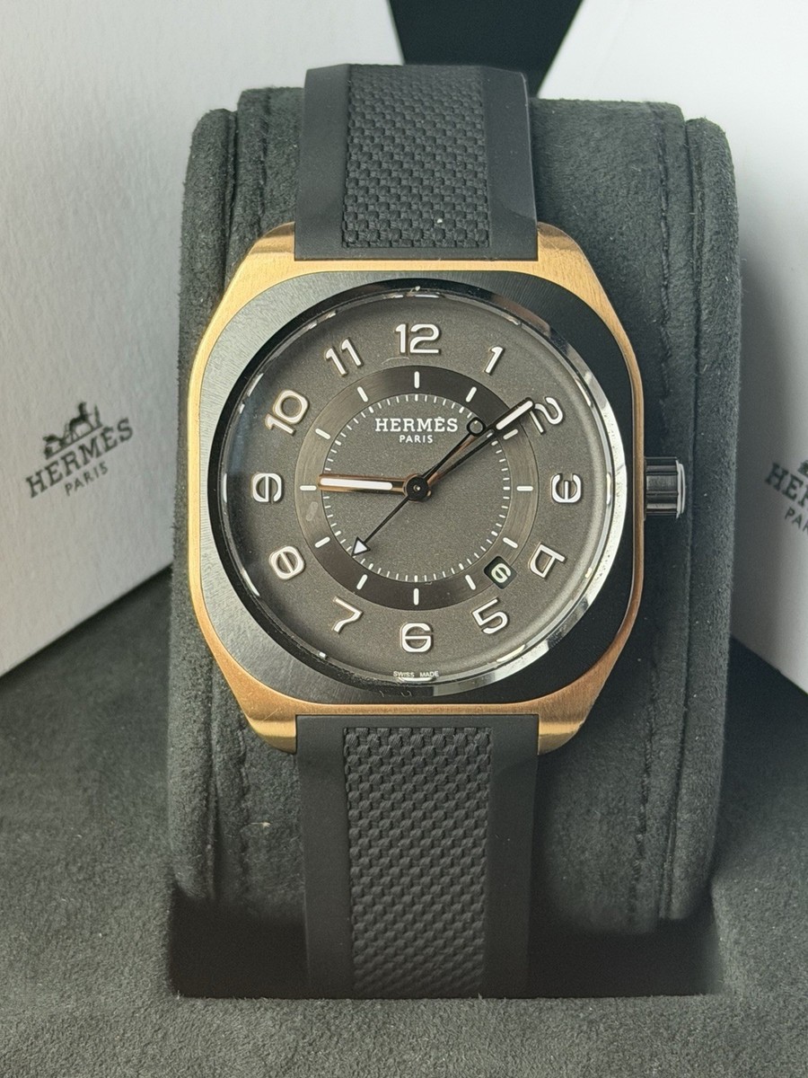2023 Hermes Watch H08 Rose Gold w/ Black Ceramic Bezel 42 mm SP1