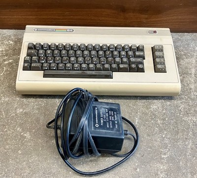 Vintage Commodore 64 C64 Computer With Power Supply Powers On Untested