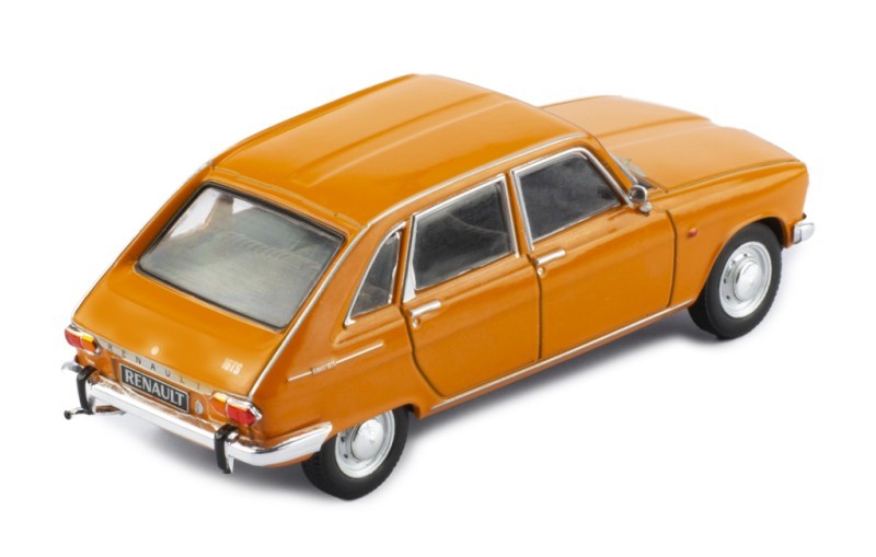 IXO Renault R 16 Orange 1969 1:43