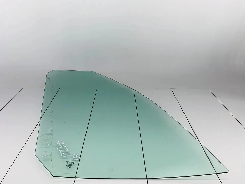 06-09 VOLKSWAGEN GTI ПЕРЕДНЯЯ ПРАВАЯ ПАССАЖИРСКАЯ БОКОВАЯ ДВЕРЬ СТЕКЛО OEM #126 - Изображение 4 из 4