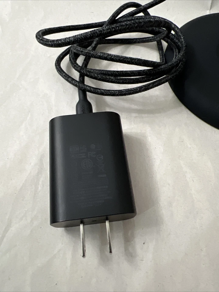 Suporte de carregamento magnético Belkin BoostCharge Pro 3 em 1 WIZ023TTBK LEIA** USADO - Imagem 2 de 4