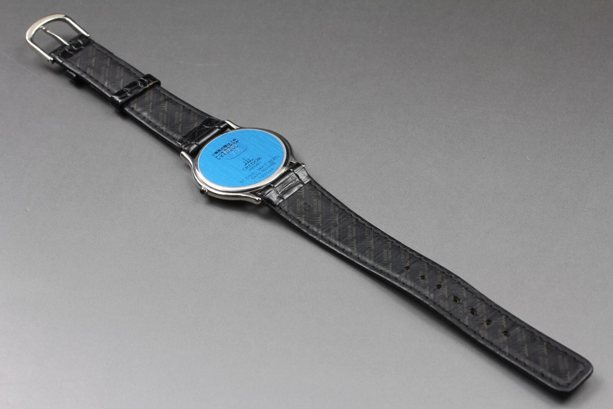 MINT] SEIKO CREDOR 5A74-0020 Silver Gold 18KT Bezel Qz Midsize