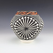 NATIVE AMERICAN ACOMA POTTERY OLLA BY KATHY VICTORINO 
