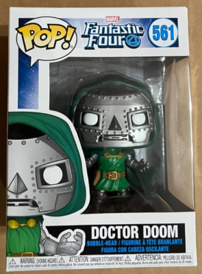 Funko Pop! Marvel Fantastic Four #561 Doctor Doom w/ Protector