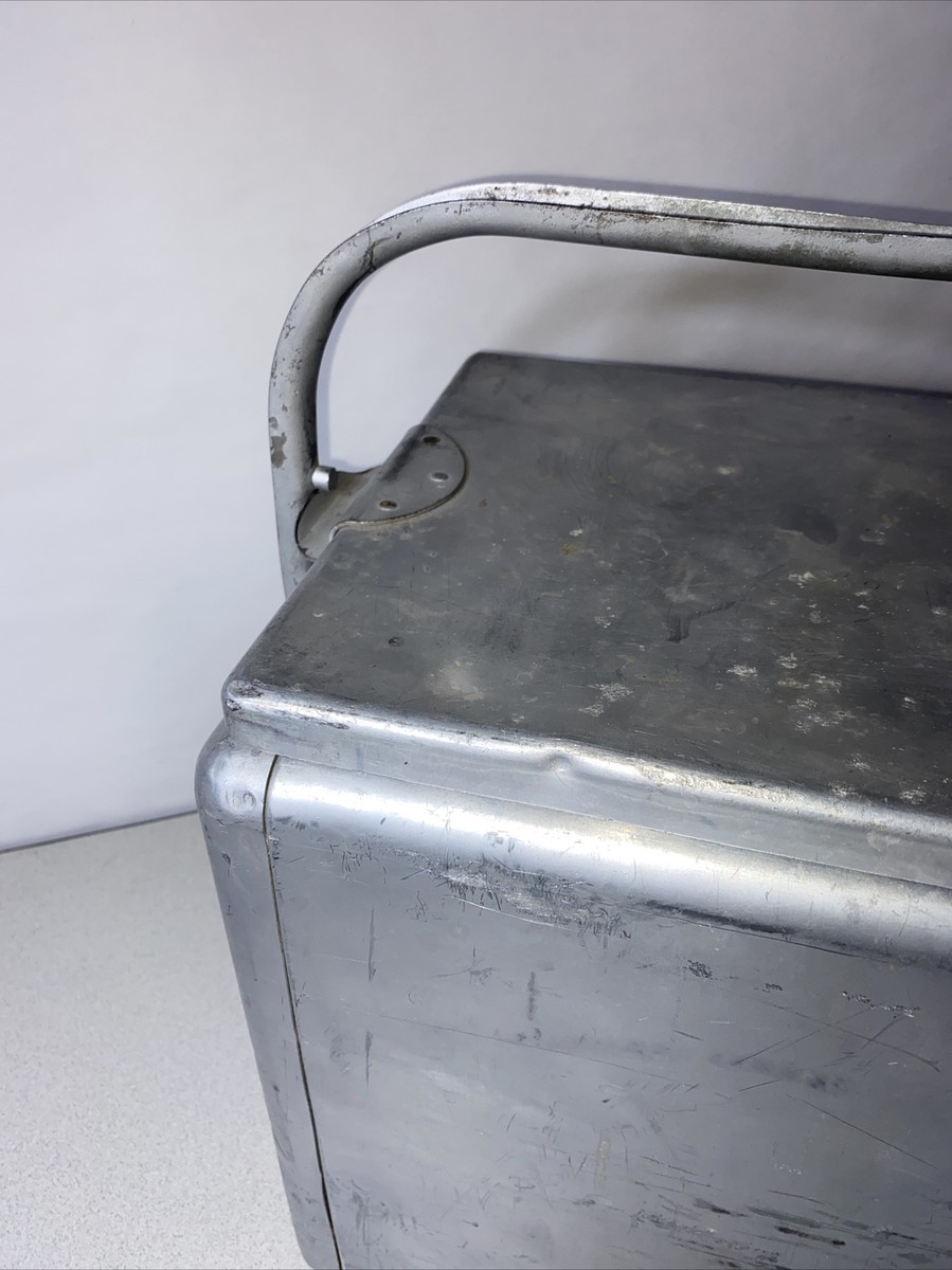 Vintage 1950's ice chest cooler box Alaskan Fishing Tundra Camping