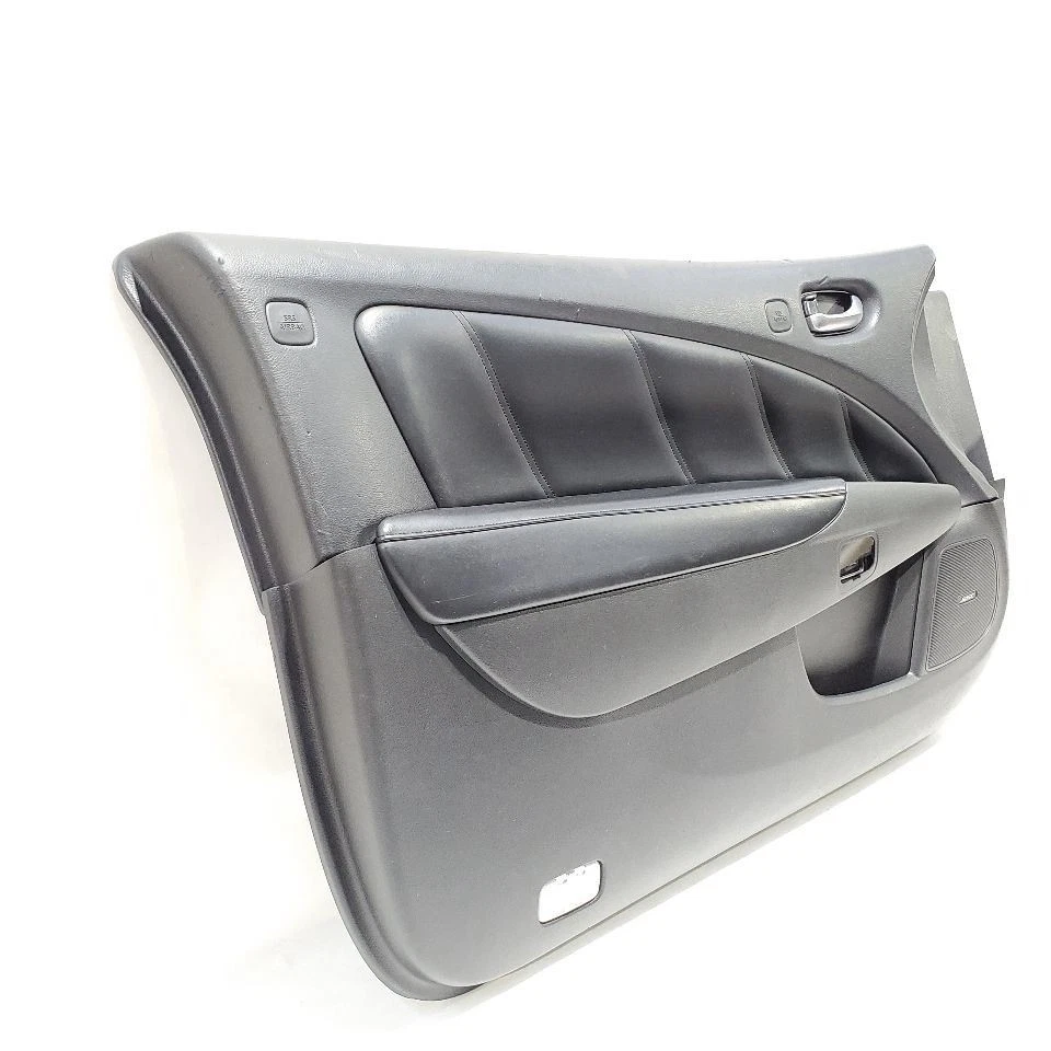 2014 Nissan Murano Cross Cabriolet OEM Front Left Black Door Trim Panel - Image 2 of 4