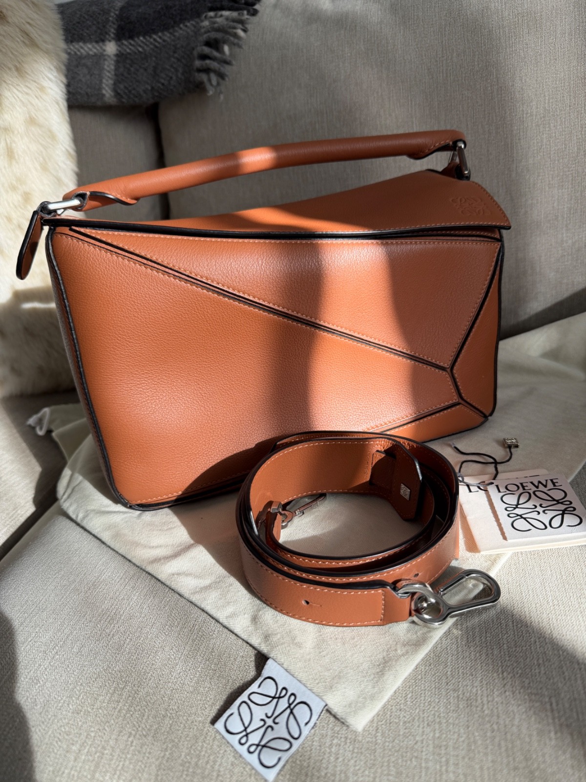 Loewe Medium Classic Puzzle Bag Tan