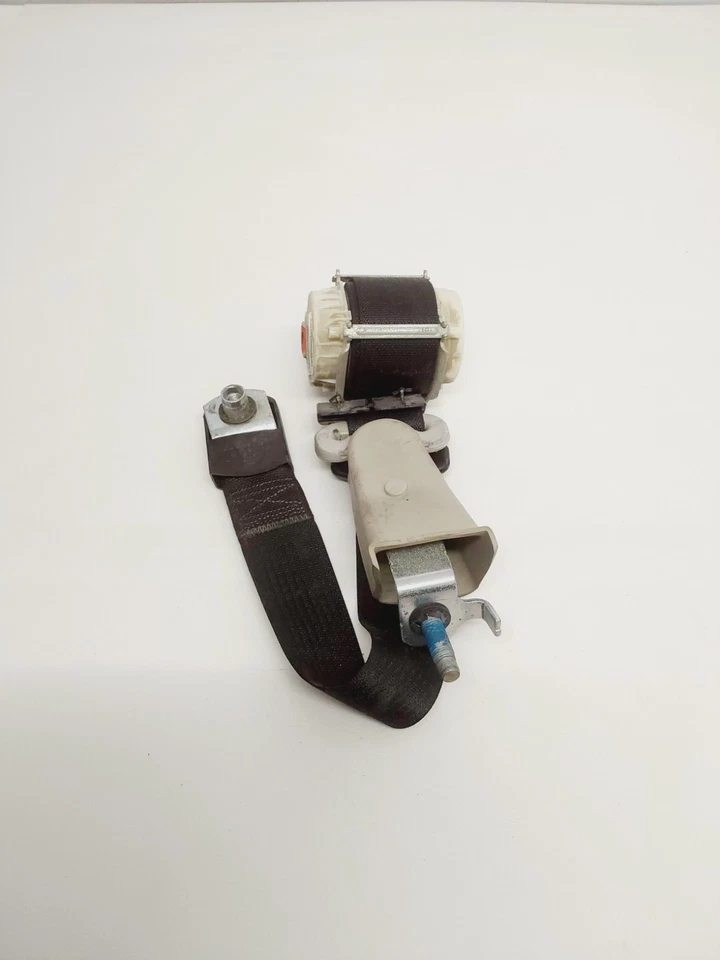 2011-2014 Dodge Grand Caravan Rear Left Seatbelt Assembly OEM Foto 3 de 4