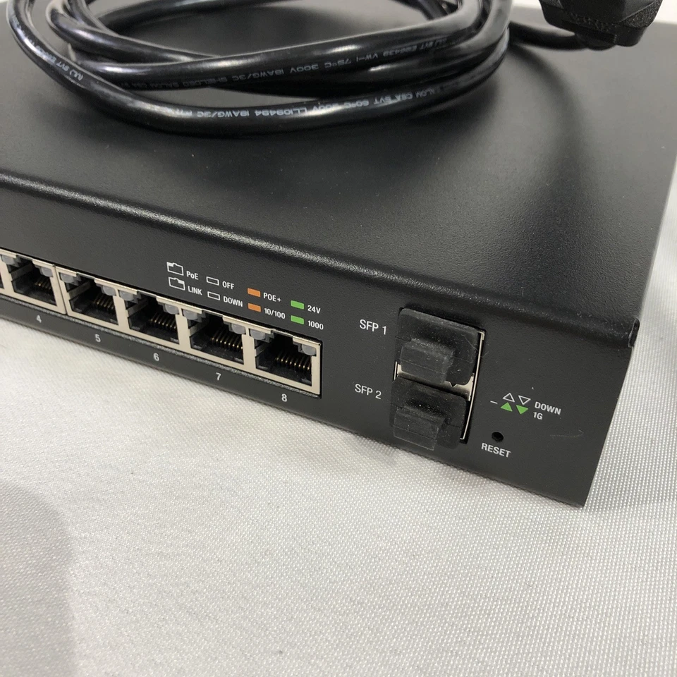 Ubiquiti EdgeSwitch-8 Managed 10Gbps Ethernet Switch 595988 - Image 3 of 4