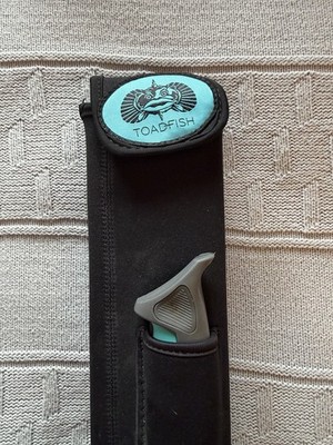 Toadfish Stowaway Folding Cutting Board With Knife And Pouch