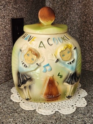 VINTAGE AMERICAN BISQUE CHEERLEADER CORNER COOKIE JAR - FLASHER EYES