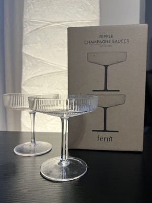 Ferm Living Ripple Champagner Untertasse Gläser Coupe Cocktail Gläser 2er Set