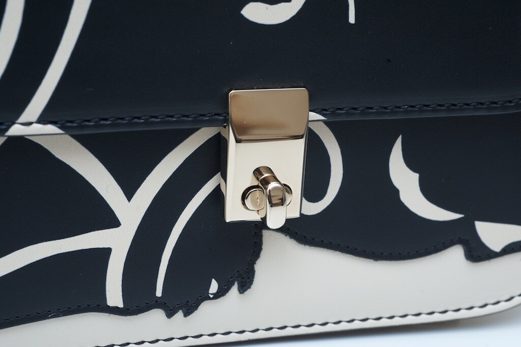 s-l1200.jpg s-l1200.jpg
