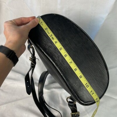 Louis Vuitton Epi Leather Large Gobelins Backpack Black Noir  display picture 2