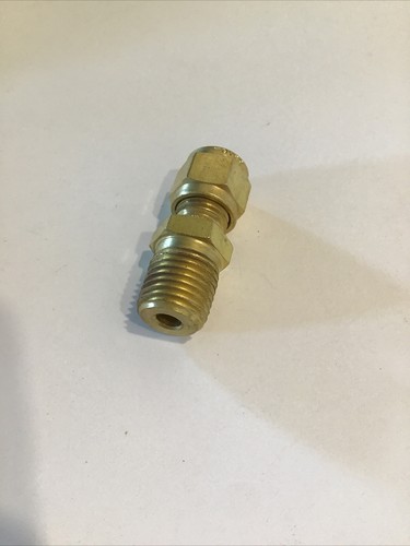 Gyrolok - 4CM4 - - 1/4" OD Tube - 1/4 MNPT- Brass New - QTY 28 - Picture 7 of 8