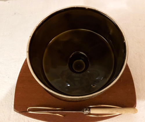 Vintage Wyncraft Cheese Board with Lord Nelson Pottery. - Picture 3 of 4