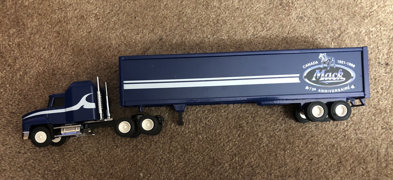Picture 4 of 8
