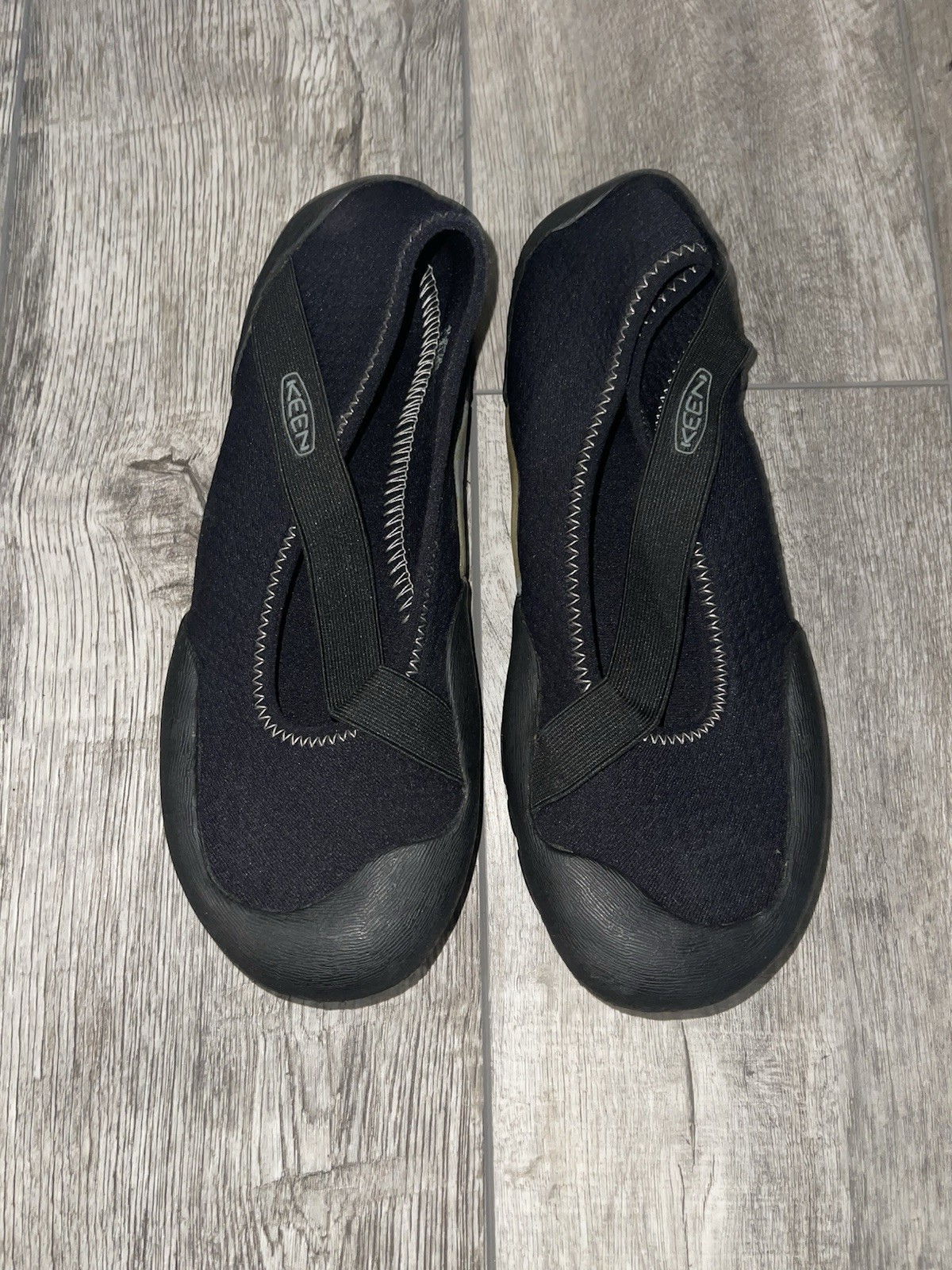 Ballerine Keen nere con topline elastico e puntale in gomma taglia 11