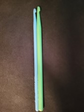 Vintage Used Hero Standard Crochet Hook Size H 6  J 9 Plastic