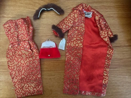 Vintage Barbie Doll Golden Elegance #992 JAPAN Coat, Dress Clutch Good Condition