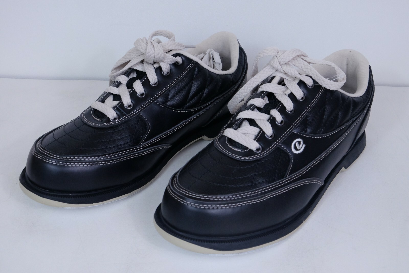 Bowling Shoes Size 8 US B2112-1 