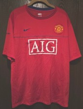 Nike Red Manchester United AIG Soccer Jersey Man Large