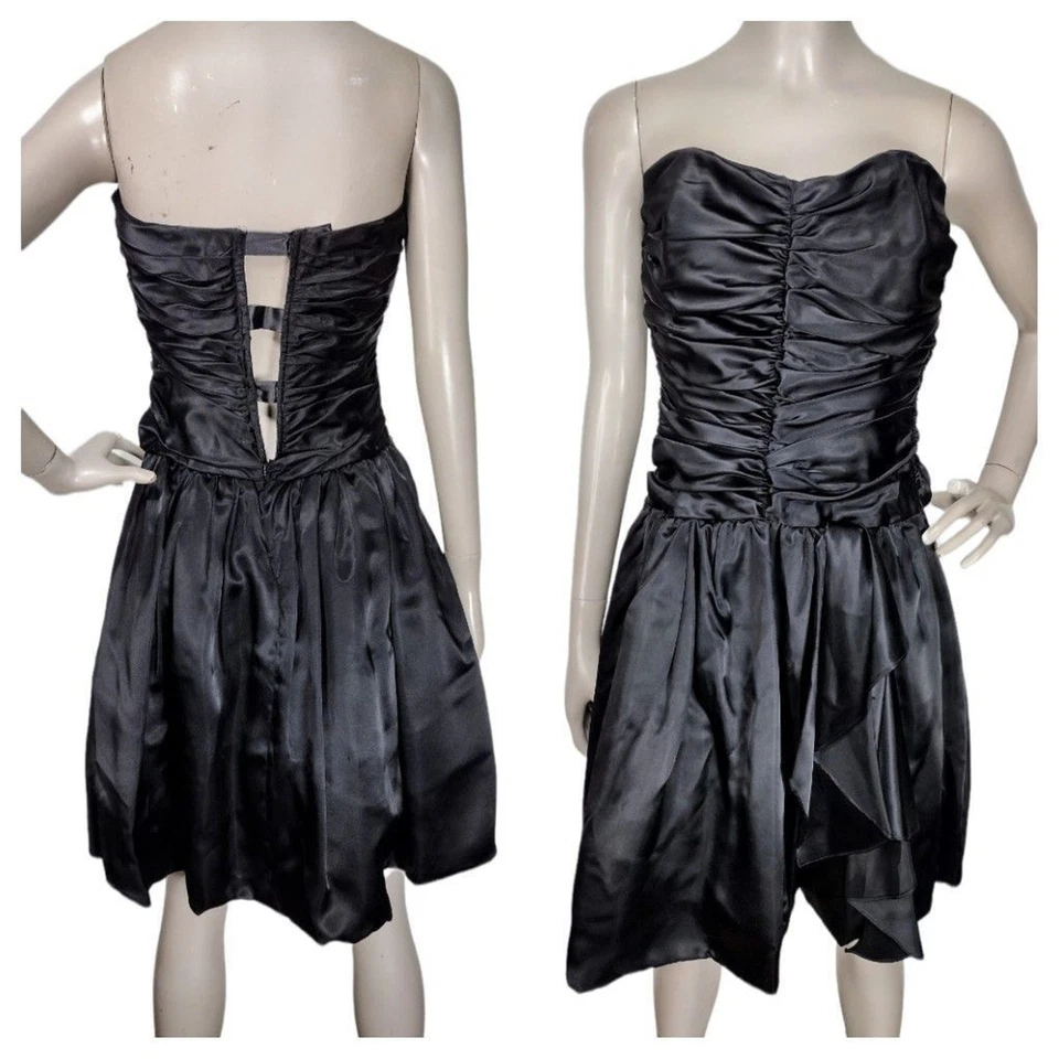 Vestido de fiesta vintage años 80 satinado sin tirantes acanalado corsé trasero tul calce y acampanado Foto 2 de 4