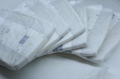 TENA Ultra Briefs Medium 6ct Sample Pack Incontinence Adult Diapers Slip