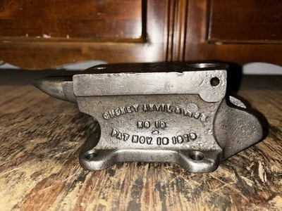 Cheney Anvil And Vise Fulton Iron Engine Works No.10 Anvil Vise Part Static Side