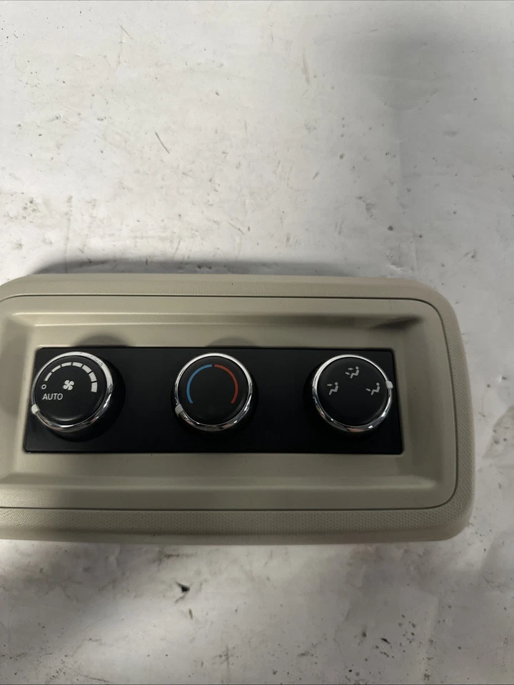2011 - 2020 Dodge Journey Rear A/C Temp Climate Control Switch PN 55111313AB N3 Foto 3 de 4