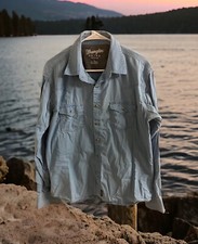 Wrangler Shirt SIZE Large Snap Button Retro Premium Light blue chambray shirt
