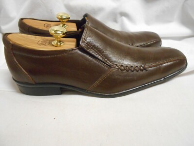 Near Mint Bata Men's Brown  Bicycle Toe Loafers Size 8