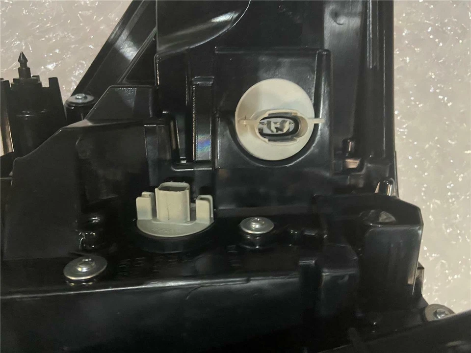 OEM 2019-2021 HONDA PASAPORTE LUZ TRASERA LED LADO PASAJERO Foto 3 de 4