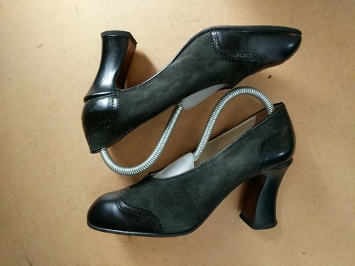 Michel Perry Black Suede & Leather Classic Pump 40 EUR 9 US ITALY - Picture 6 of 8