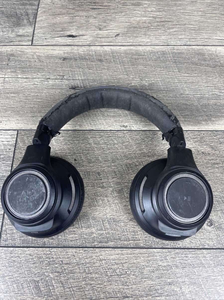 PLANTRONICS BACKBEAT PRO WIRELESS NOISE CANCELLING HEADPHONES | eBay