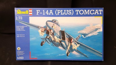 Revell 4353 Grumman F-14 A (Plus) Tomcat  1:72 ca. 1993er