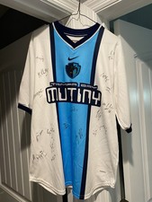 Tampa Bay Mutiny 2000s Nike Away Jersey Vintage MLS Size Med Signed Autographed