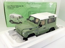 Almost Real 1:18 scale Land Rover Defender 90 Heritage EDITION 2015 Green 810204