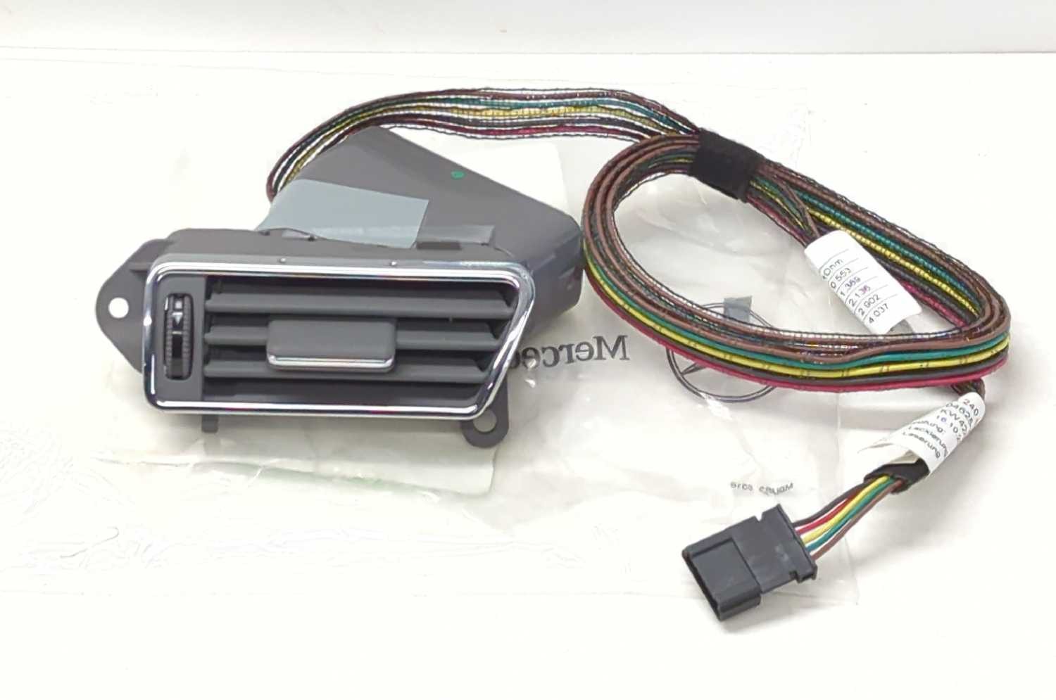 Maybach 62 2003-2012 REAR+LEFT Air vent P/N 24083008547251