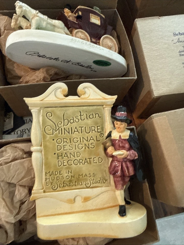 Lote 9 miniaturas de Sebastián con cajas figuras americanas ~ de colección 3 Literatura firmada Foto 4 de 4