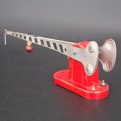Vintage Postwar Lionel Trains #152 Automatic Crossing Gate O Scale 1:48 O Gauge