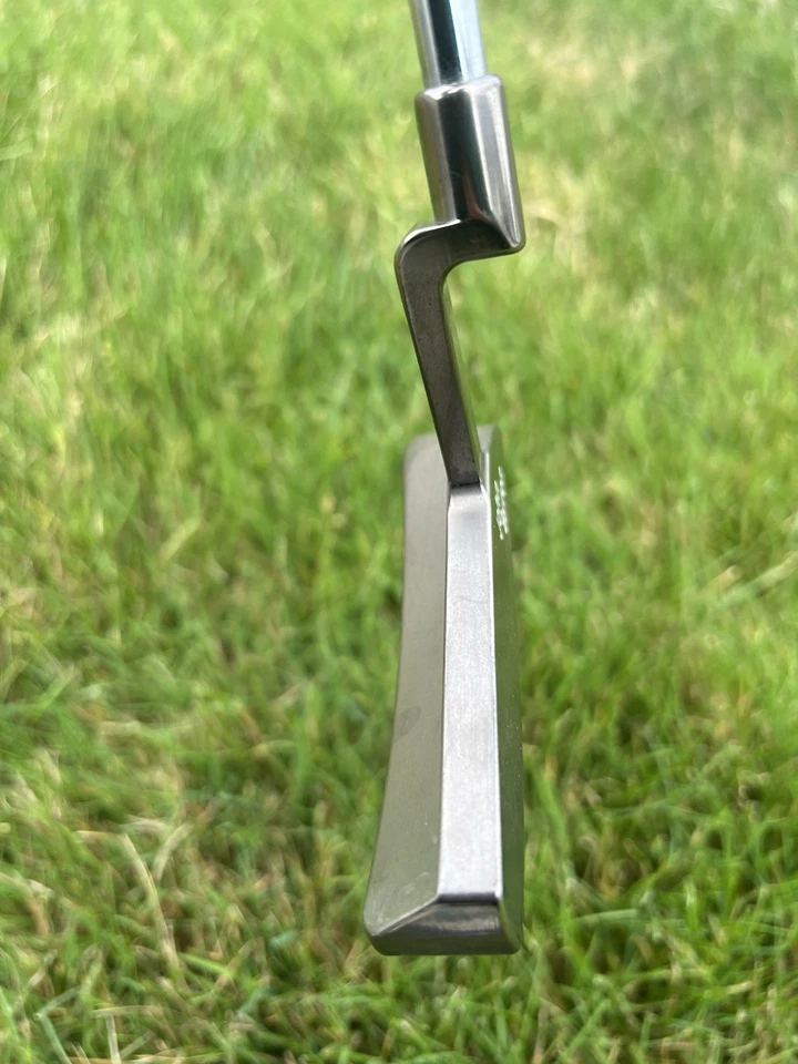 CUSTOM John Byron MO-T RH Blade Putter Excellent 35.5 Inches Limited Production - Image 4 of 4