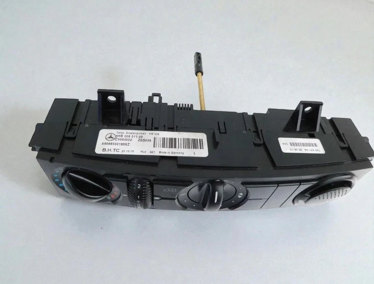 A9068300185 Climate Control Unit Mercedes-Benz Sprinter W906 2010 - Image 2 of 3