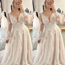Boho Wedding Dresses V Neck Long Sleeves Lace Appliques Beach Bridal Gowns