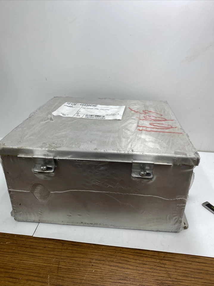 Cooper B-Line 12126-4XSS6CHC Acero Inoxidable JIC Caja con Bisagras 12 x 12 x 6" Foto 3 de 4