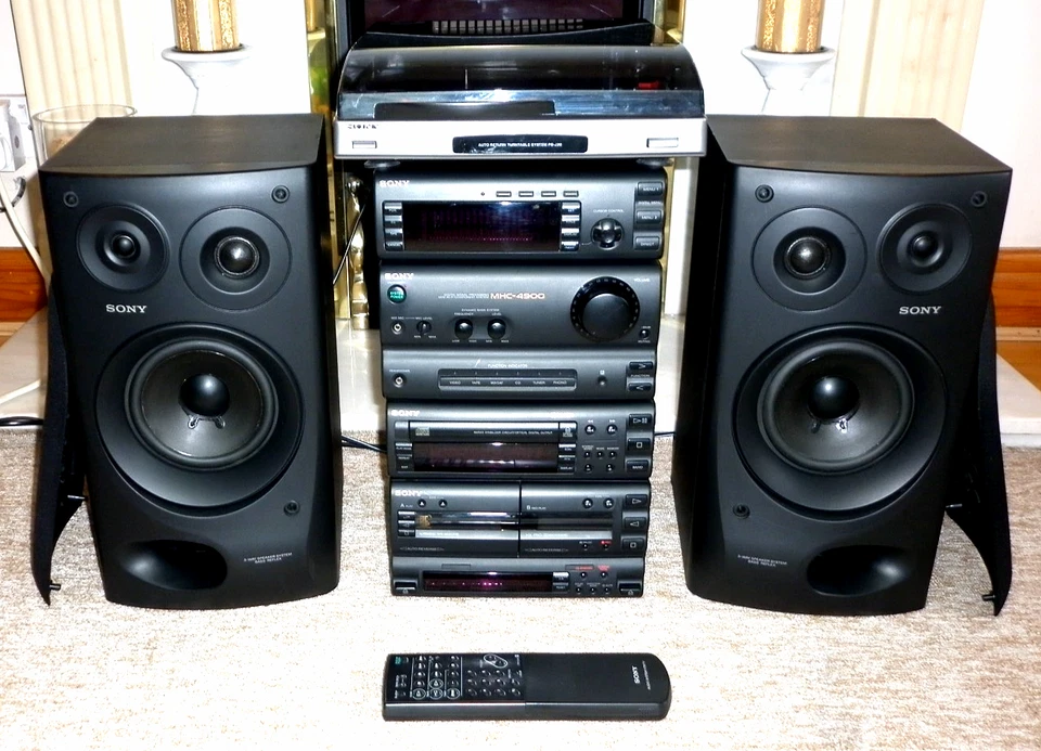 Hochwertige Sony HiFi Separates Anlage MHC-4900 mit Lautsprechern & Sony Plattenspieler
