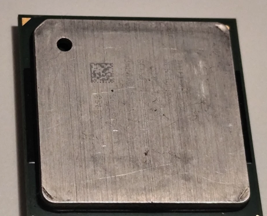 Cpu Intel Pentium 4 3.0GHz 512 800 SL6WK - Immagine 4 di 4