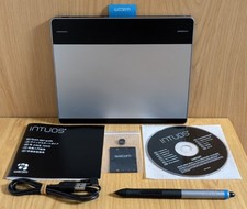 Wacom CTH-480 Intuos Small Creative Pen Touch Tablet Excellent