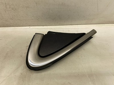 2013-2017 BUICK ENCLAVE RIGHT FRONT FENDER TRIANGLE CORNER TRIM COVER OEM