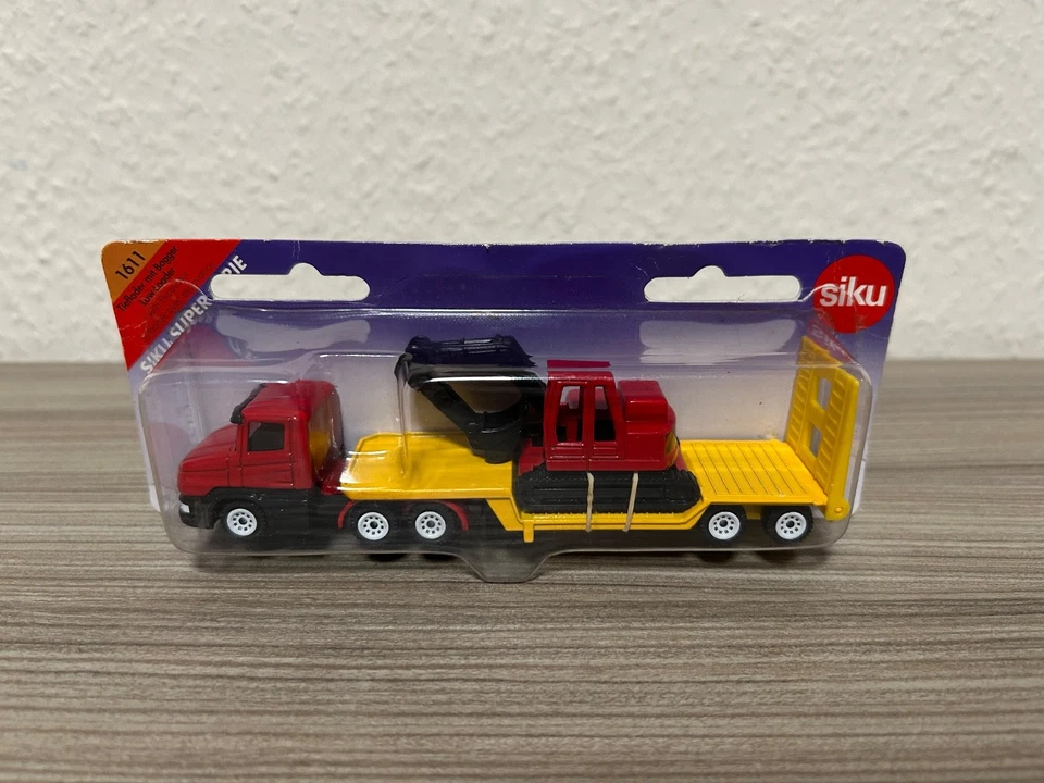 Siku Super    1611 Tieflader mit Bagger  "Scania Zugmaschine" - Bild 2 von 4